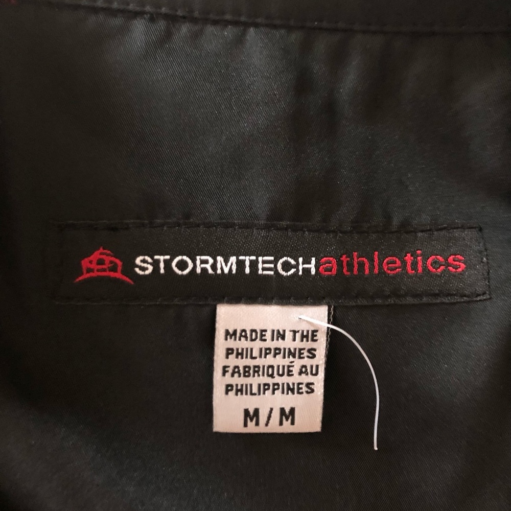 NEW stormtech jacket - Picture 3 of 5